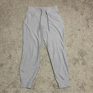 Women’s lululemon athletica Ready to Rulu Joggers Size 8